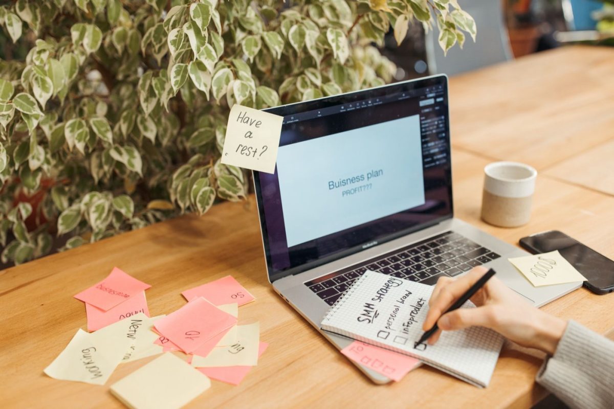 Notion vs Evernote pour gérer notes et processus