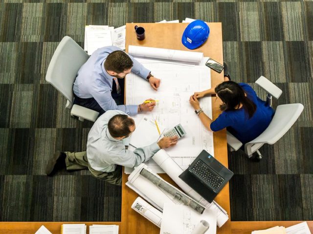 Stratégie de contenu B2B pour attirer des clients