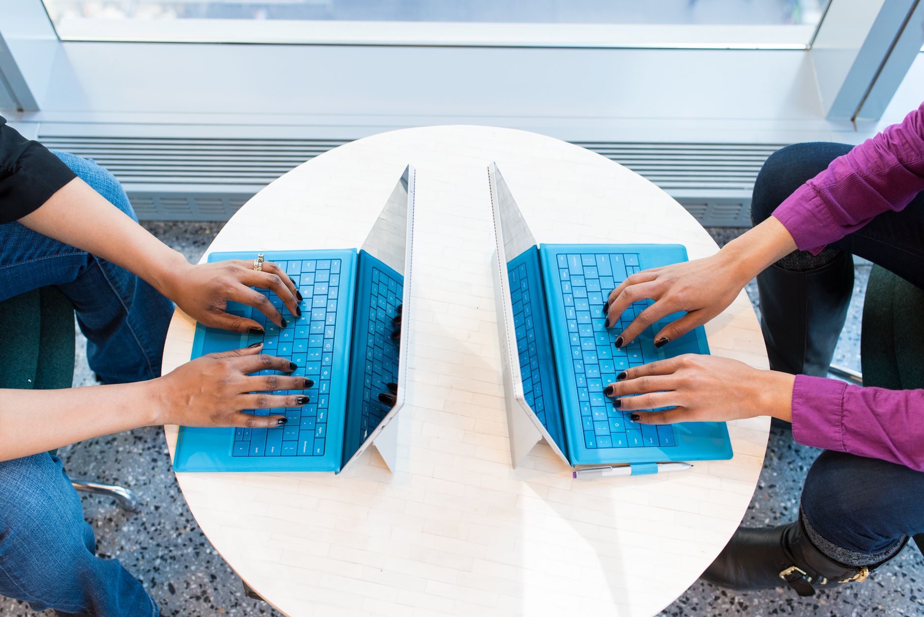 Comment les nouvelles fonctionnalités des CRM peuvent transformer votre gestion client