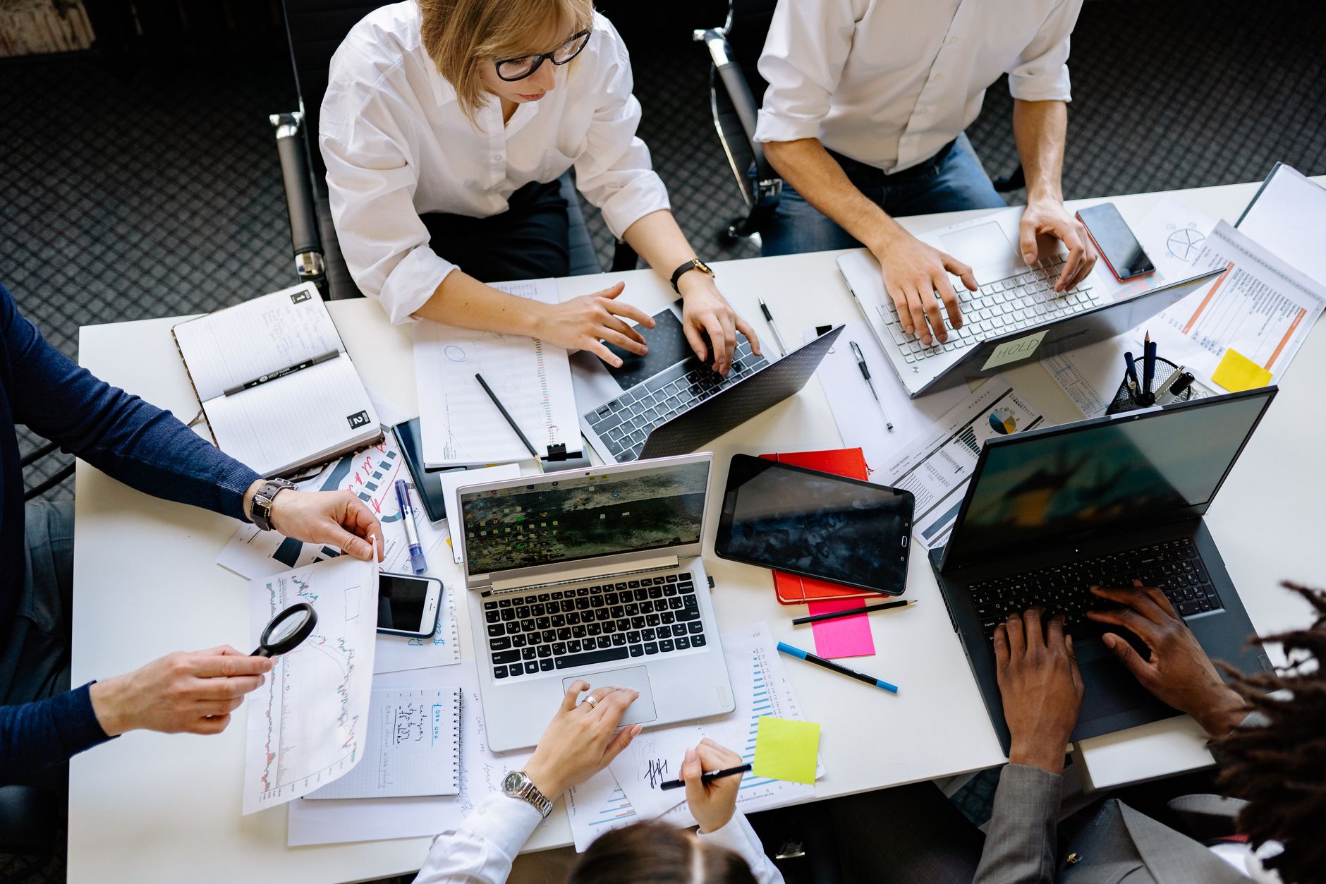 Tirer parti de la nouvelle fonctionnalité publicitaire de ChatGPT pour votre entreprise
